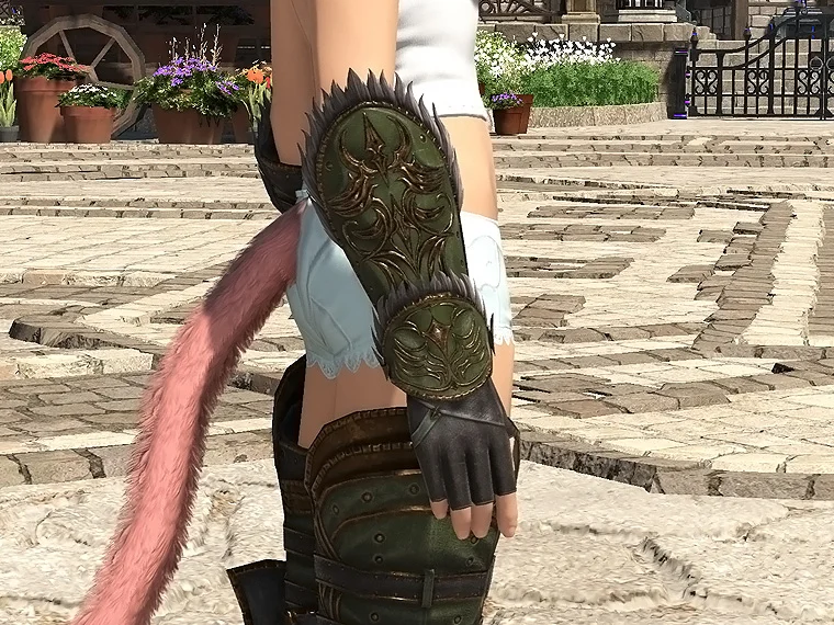 Quetzalli Vambraces of Aiming - Image