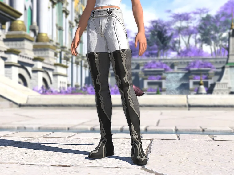 Bogatyr's Thighboots of Healing - Image